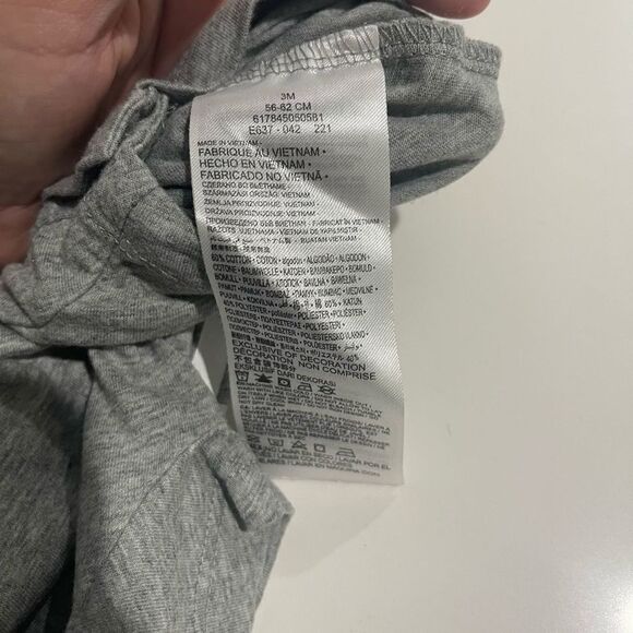 Nike “Just Do It” Grey, Black & White Romper - Size 3 months - Picture 4 of 4